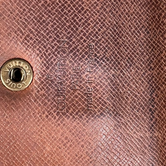 Louis Vuitton LV Long Wallet - Picture 11 of 12